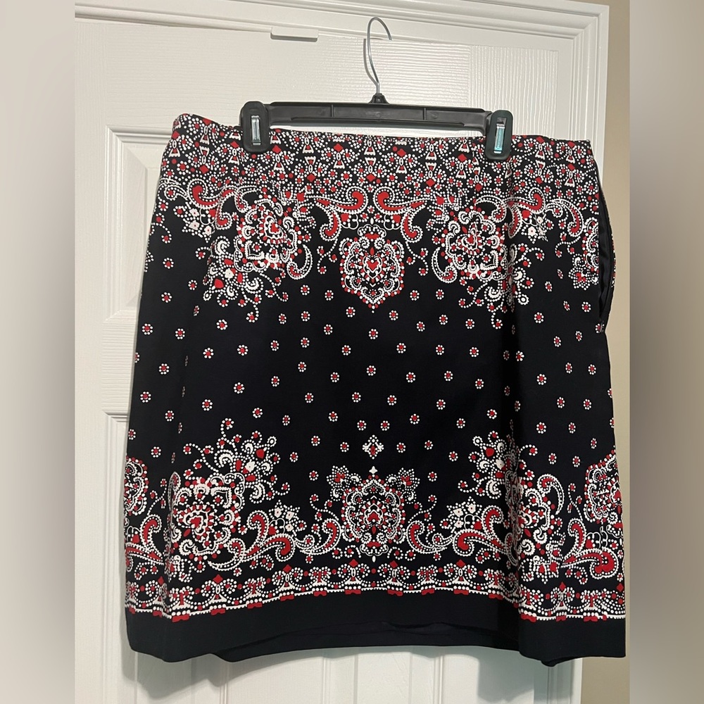 Talbots Woman A-Line Navy Blue & Red Paisley Print Cotton Skirt-Size 16W